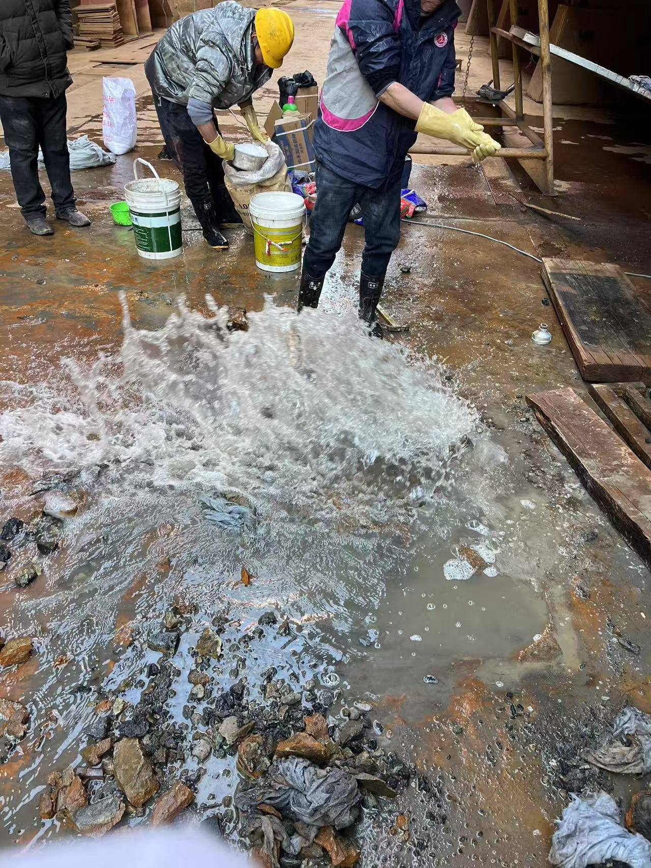 长治郊区隧道堵漏